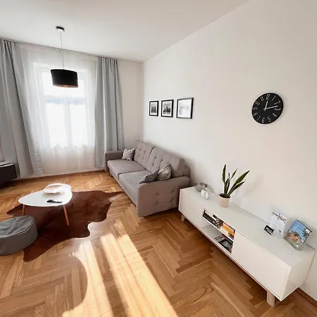 Firstclass 2r_apartment In